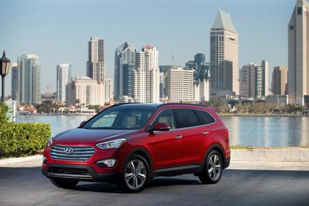 Alquiler Hyundai Santa-Fe en Baku a precios bajos